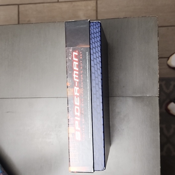 Empty Spider-Man limited edition collector's box - Picture 3 of 9